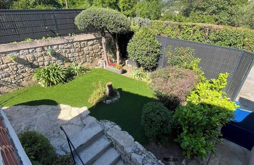 Grasse Villa | Quiet villa in Grasse with private pool + spa