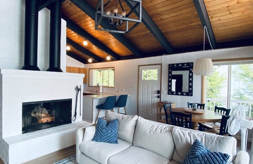 West Hills Cottage | Quiet Waterfront Oasis with private beach