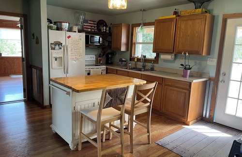 Pearlington House | Quiet Waterfront Paradise 15 minutes from the bustle of Bay St. Louis.