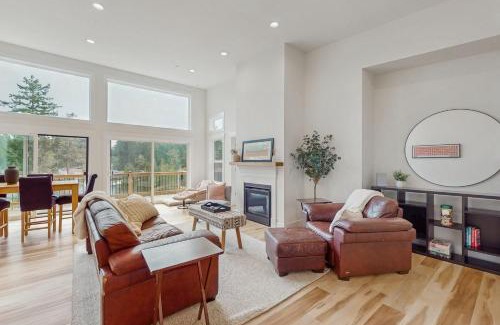 Anderson Island House | Quiet Waters Retreat