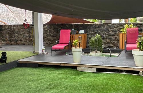 Saint-Paul Apartment | Quiet, Zen garden 5 min to airport ocean view