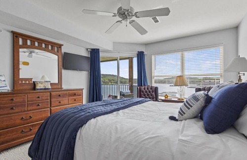 Camdenton House | Quietside