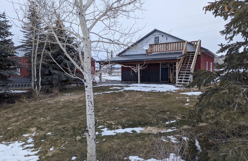 Rexburg Cottage | Quilty Cottage - No Cleaning Fee - Quiet Space just outside of Rexburg