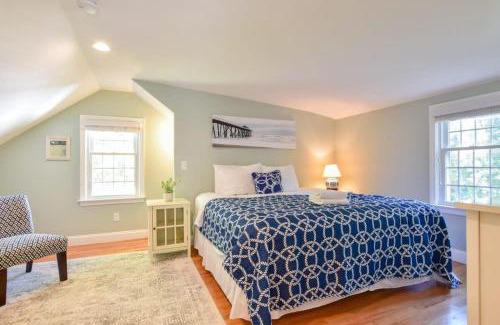 Chatham House | Quintessential Cape directly on the Cape Cod Rail Dog Friendly