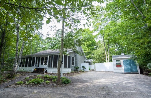 Baileys Harbor House | Quintessential Door County cottage just steps from the water!
