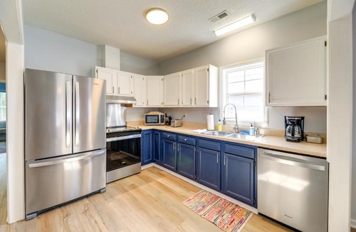 Morehead City House | Quintessential Family Home in Dtwn Beaufort!