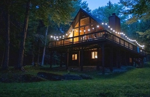 West Dover House | Quintessential Vermont Getaway