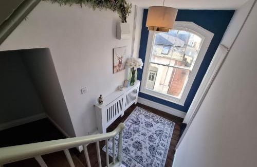 Stroud Apartment | Quirky 1 bed maisonette