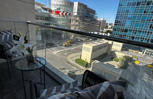 Al Abdali House | quite and peaceful apartment with modern furniture In the heart of Amman Abdali