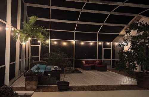 Rural Estates House | Quite rural 3 bedroom 2 bathroom home with pool & lanai, fenced with gates