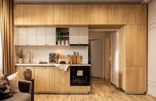 Bucharest City-Centre Apartment | Qult Jumanji Summar