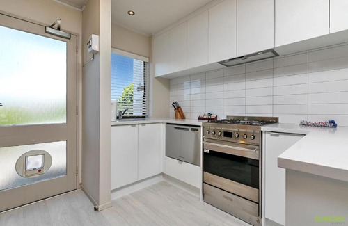Freemans Bay Apartment | QV Sunny Townhouse at Collingwood Street - 456