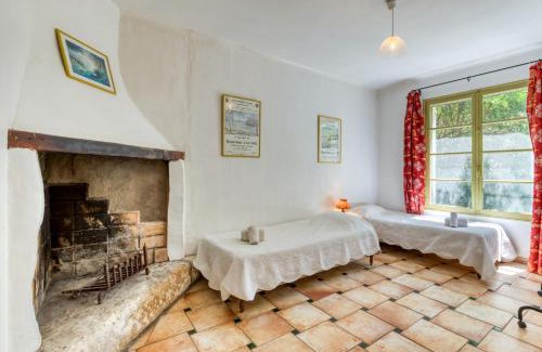 Fourques House | Réattu