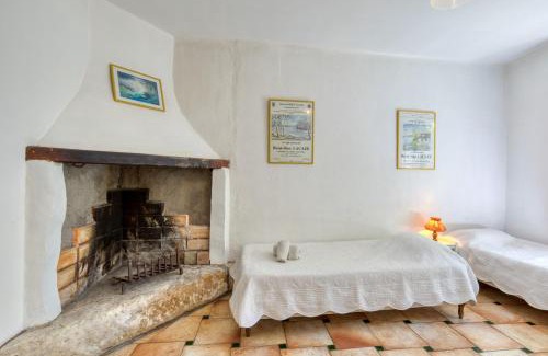 Fourques House | Réattu