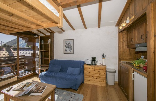 Chamonix-Mont-Blanc Apartment | Résidence Améthystes D12 ski in/ski out, Argentière (Chamonix), France