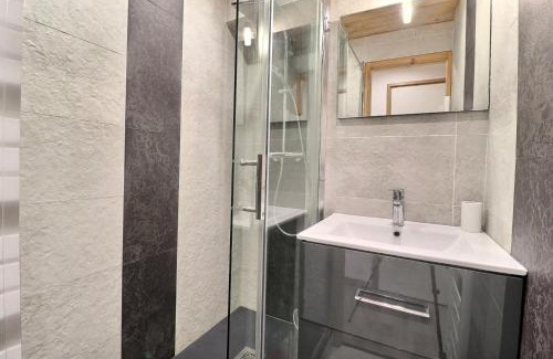 Meribel-Mottaret Apartment | Résidence Asphodeles - AGREABLE 2 PIECES, SEJOUR LUMINEUX MAE-7336