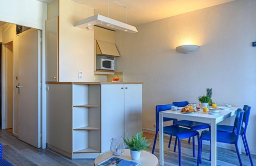 Carnac Apartment | Résidence Bleue Océane by Interhome