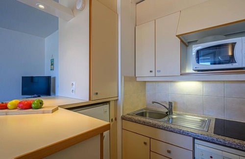 Carnac Apartment | Résidence Bleue Océane by Interhome
