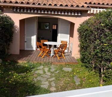 Giens Apartment | Résidence Cap de l esterel