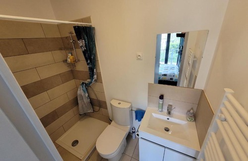 Longjumeau House | Résidence de la gare, chambre meublée
