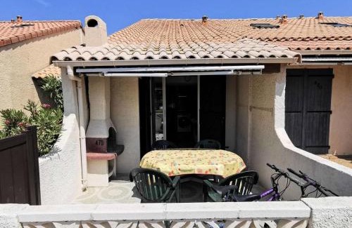 Leucate Villa | Résidence Grande Bleue - VILLA T1 CAB MEZZ 6 couchages PORT LEUCATE MAE-8354