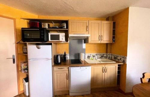 Mont-de-Lans Apartment | Résidence Meije - Spacieux T3 avec coin montagne dans le village 1800, à deux pas des remontées mécaniques MAE-2441