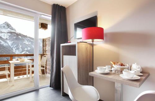 Pra Loup Apartment | Résidence Odalys Le Village de Praroustan