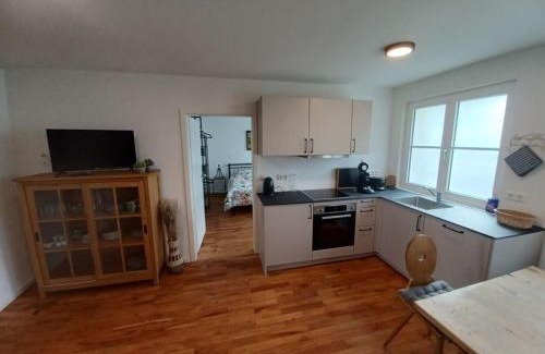 Schlier Apartment | Rösslerhof Ferienwohnung Obstwiese