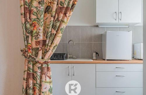 Secteur 4 Apartment | R'Apparts T1 Petit Safari