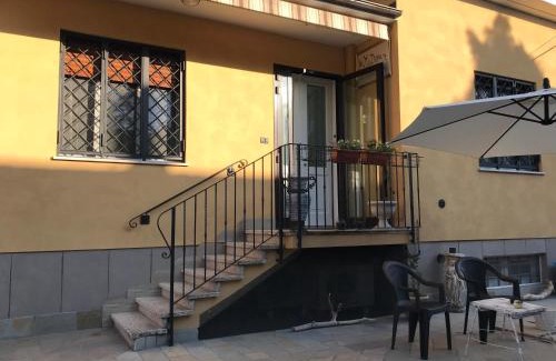 Montale House | R&B MiDora Montale