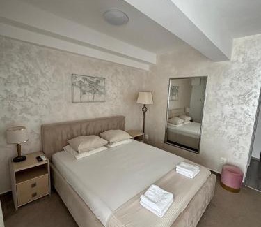 Tunari Apartment | R&C Studio