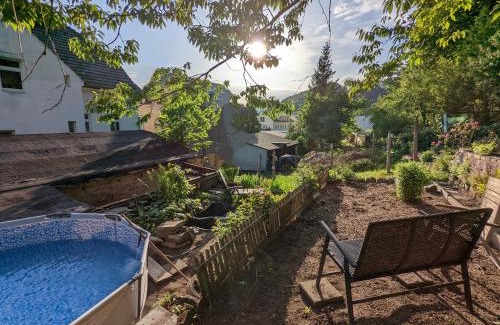 Rathmannsdorf Apartment | R2 - Urlaubsmagie - 5 Fussminuten zur Elbe, Pool