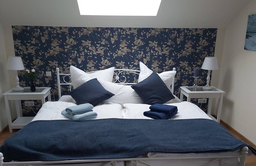 Radebeul Apartment | Radebeul-Villa Tini - 4-room apartment "Water Tower"