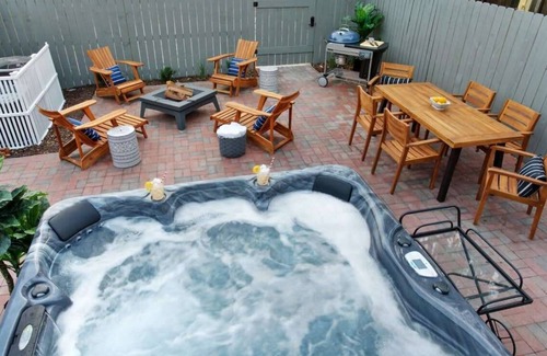 Savannah Victorian District House | Radiant Historic Retreat | Hot Tub