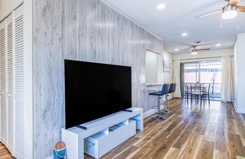 Coral Ridge Isles Apartment | Radiant Palms