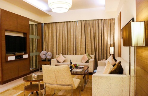 Greater Noida Hotel | Radisson Blu Hotel Greater Noida