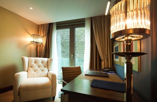 Pera Hotel | Radisson Blu Hotel Istanbul Pera