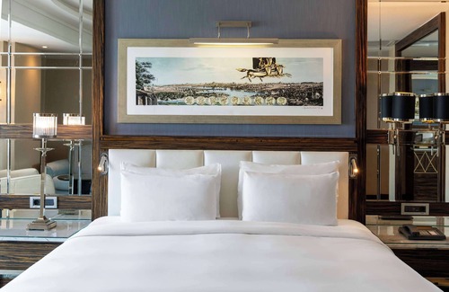 Pera Hotel | Radisson Blu Hotel Istanbul Pera