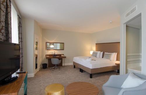 Mitte Hotel | Radisson Blu Hotel Schwarzer Bock Wiesbaden