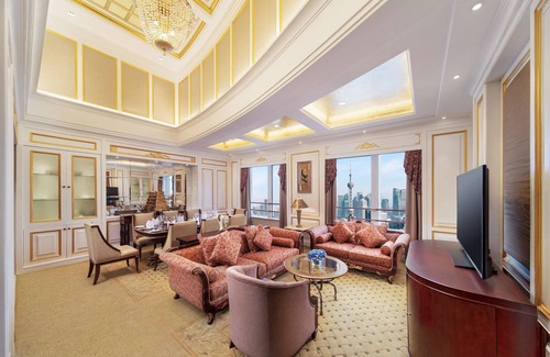 Downtown Shanghai Hotel | Radisson Blu Hotel Shanghai New World