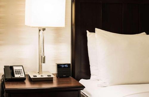 Fort Worth Hotel | Radisson Hotel Fort Worth North-Fossil Creek