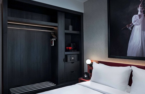 Roscoe Hotel | Radisson RED Galway