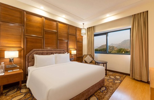 Srinagar Hotel | Radisson Srinagar