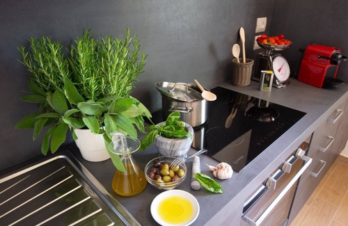 San Gersole-Torre Rosse Apartment | Raffaello Apartment with garden