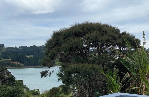 Raglan House | Raglan Family Holiday Stays