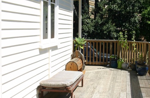 Raglan House | Raglan west at its best