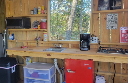 Pikeville Cabin | Ragnar's Retreat - Charming cabin in wonderful Pikeville with WiFi