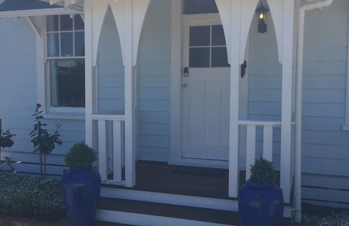 Martinborough Cottage | Railway Cottage - Home away from Home
