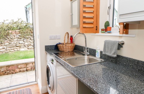 Appleby-in-Westmorland Cottage | RAINBOW COTTAGE, pet friendly in Appleby-In-Westmorland