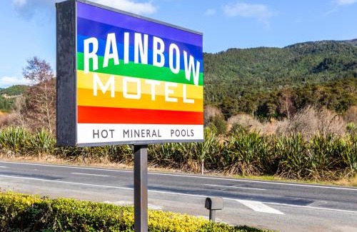 Tokaanu Hotel | Rainbow Motel & Hot Pools